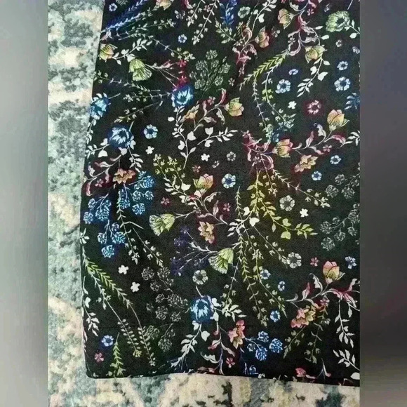 DR2 Wide Leg Floral Pant with Pockets - Picture 2 of 7